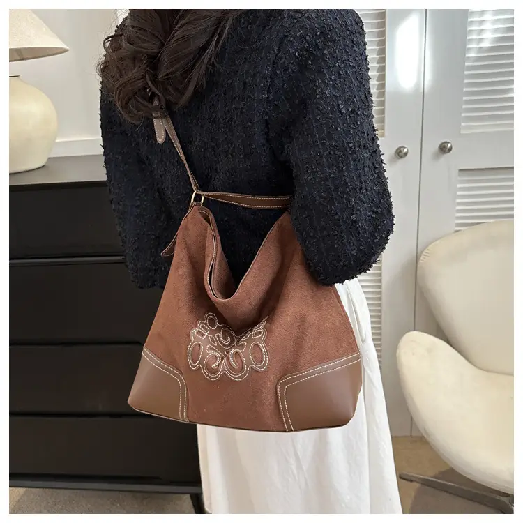 Retro Brown Shoulder Tote Bag for Women 2023 — feature 15