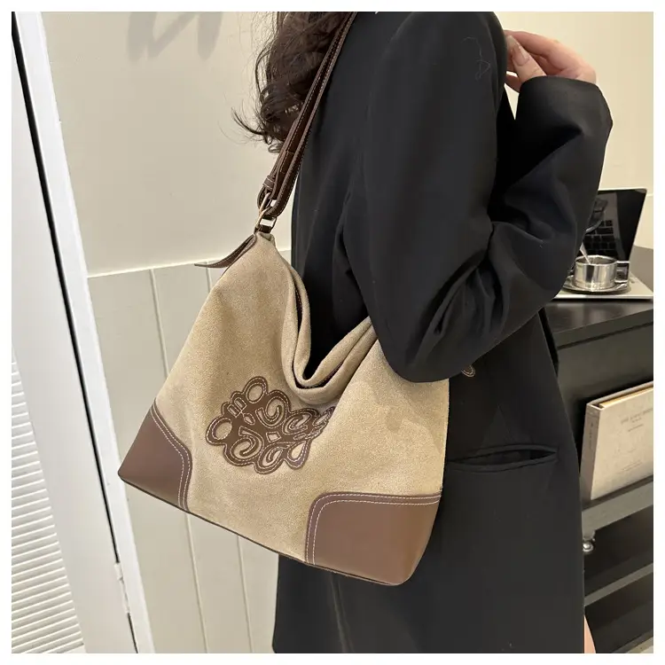 Retro Brown Shoulder Tote Bag for Women 2023 — feature 17