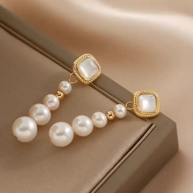 Retro Pearl Earrings Women Gold Plated Square Design - Image 2