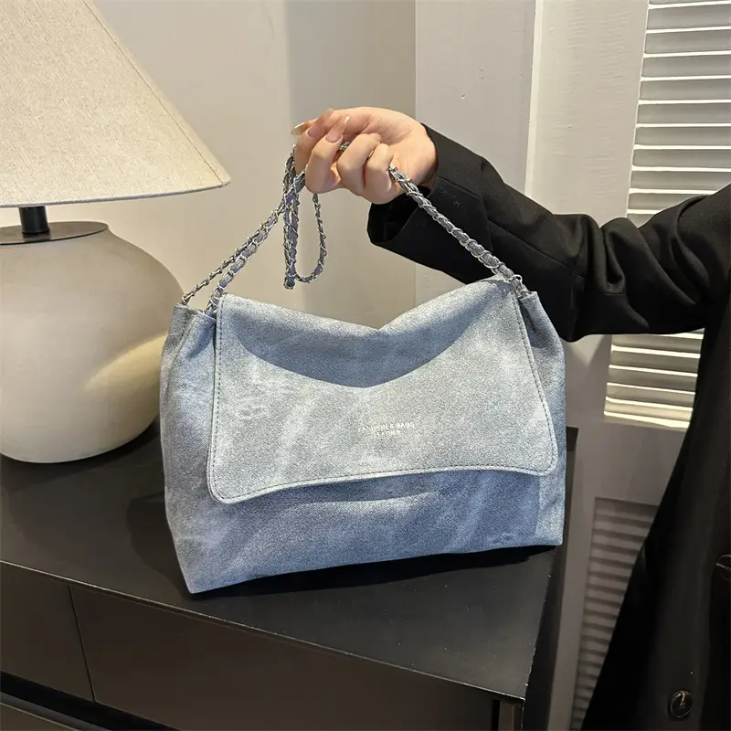 Grey Chain Shoulder Bag for Women 2023 Winter - Image 3
