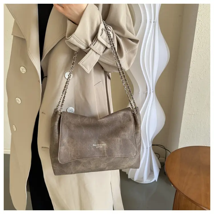 Grey Chain Shoulder Bag for Women 2023 Winter — feature 10