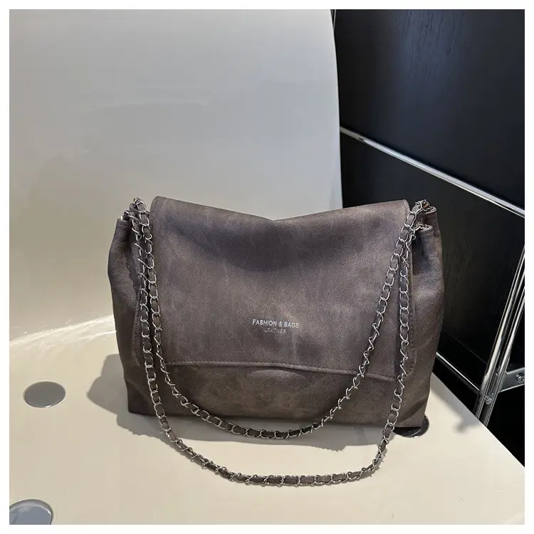 Grey Chain Shoulder Bag for Women 2023 Winter — feature 25