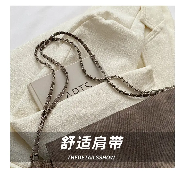 Grey Chain Shoulder Bag for Women 2023 Winter — feature 3