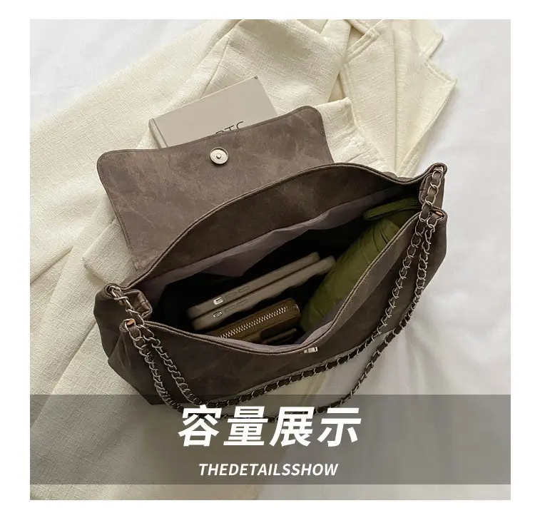 Grey Chain Shoulder Bag for Women 2023 Winter — feature 6