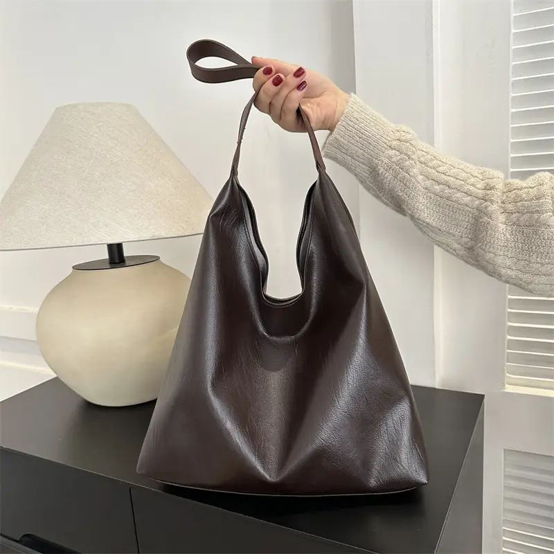 Large Capacity Leather Tote Bag for Women Autumn 2023 - Image 4