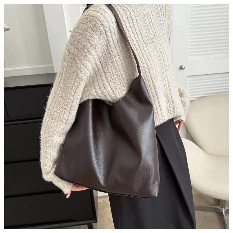 Large Capacity Leather Tote Bag for Women Autumn 2023 — feature 12