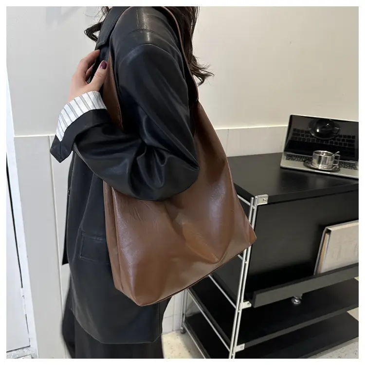 Large Capacity Leather Tote Bag for Women Autumn 2023 — feature 15