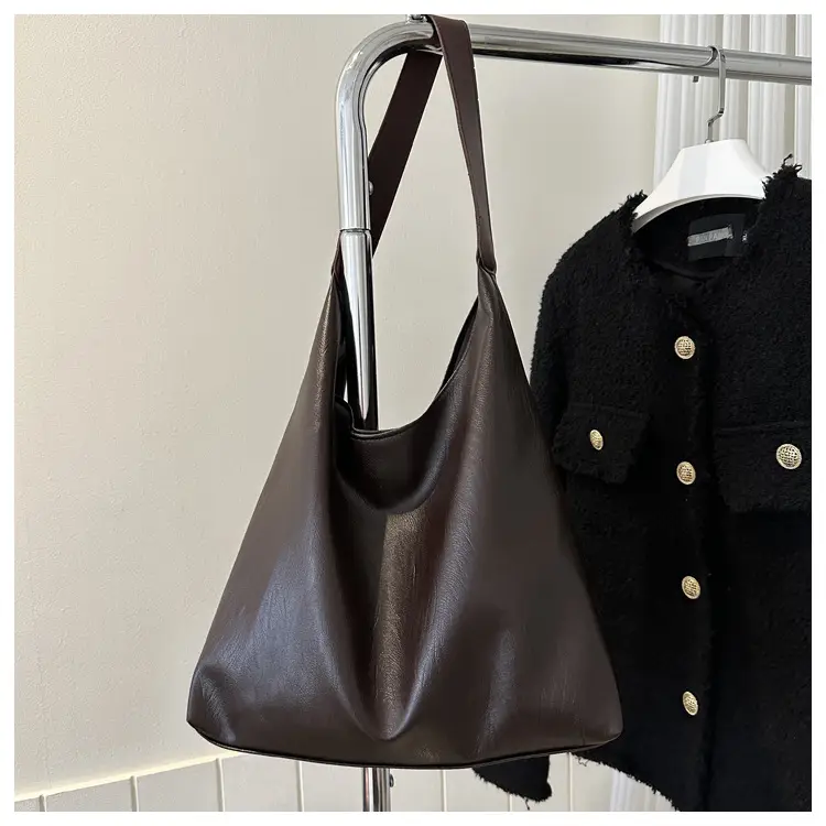 Large Capacity Leather Tote Bag for Women Autumn 2023 — feature 17