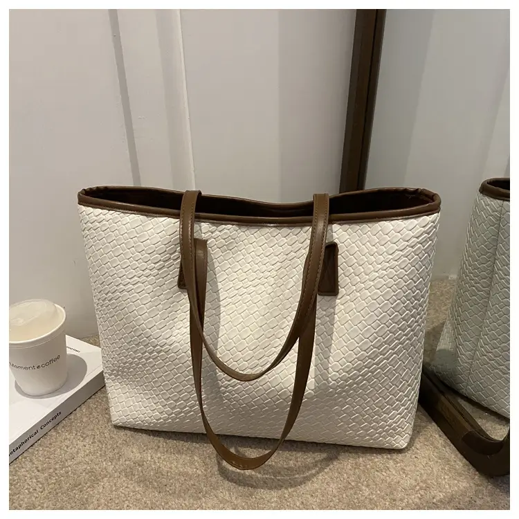 Green Textured Shoulder Bag for Women 2023 — feature 24