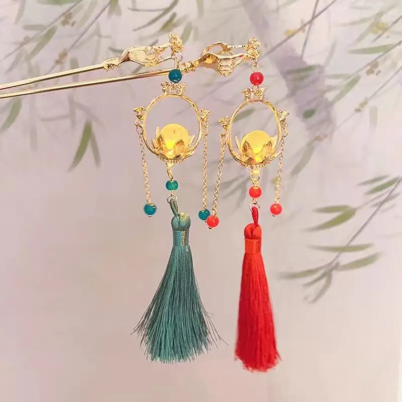 Ancient Hanfu Hairpin with Tassel Lamp Design — feature 17
