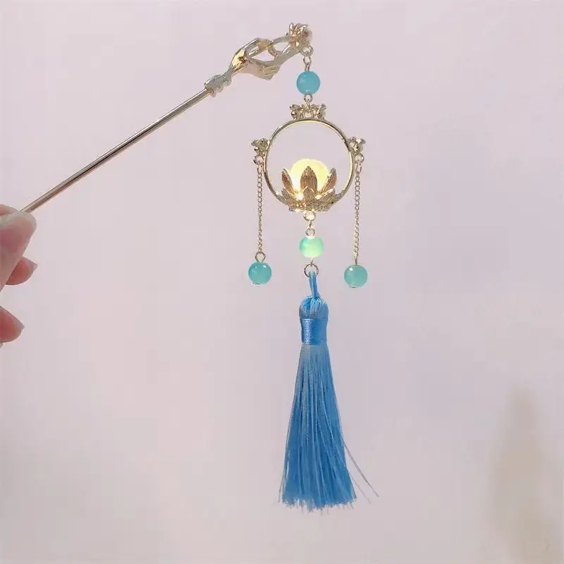 Ancient Hanfu Hairpin with Tassel Lamp Design - Image 11
