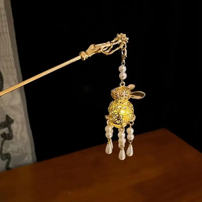 Ancient Hanfu Hairpin with Tassel Lamp Design - Image 3