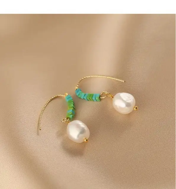 Natural Pearl Earrings with Gold Plated Wire — feature 4