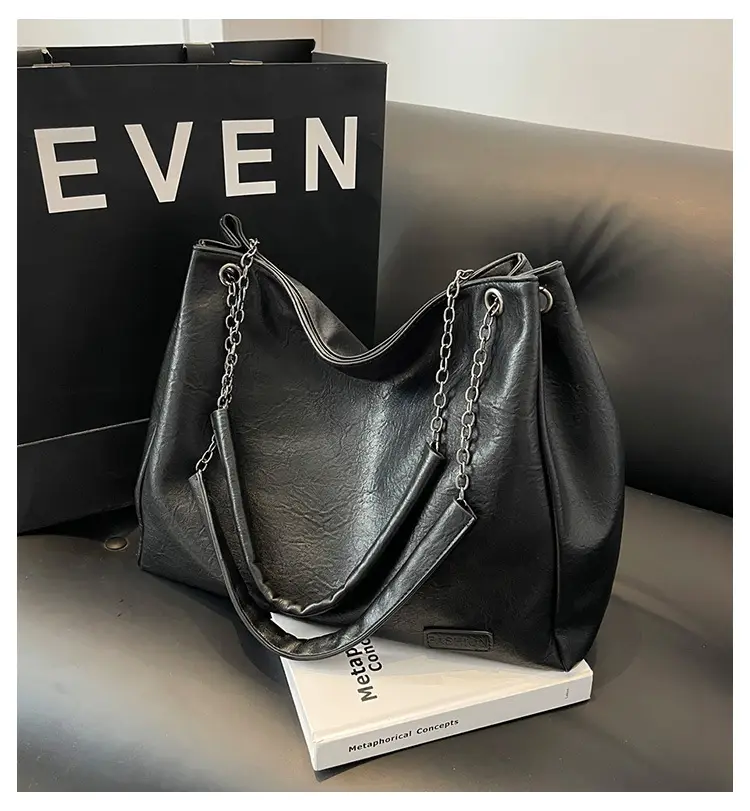 Black Leather Chain Shoulder Bag for Women — feature 10