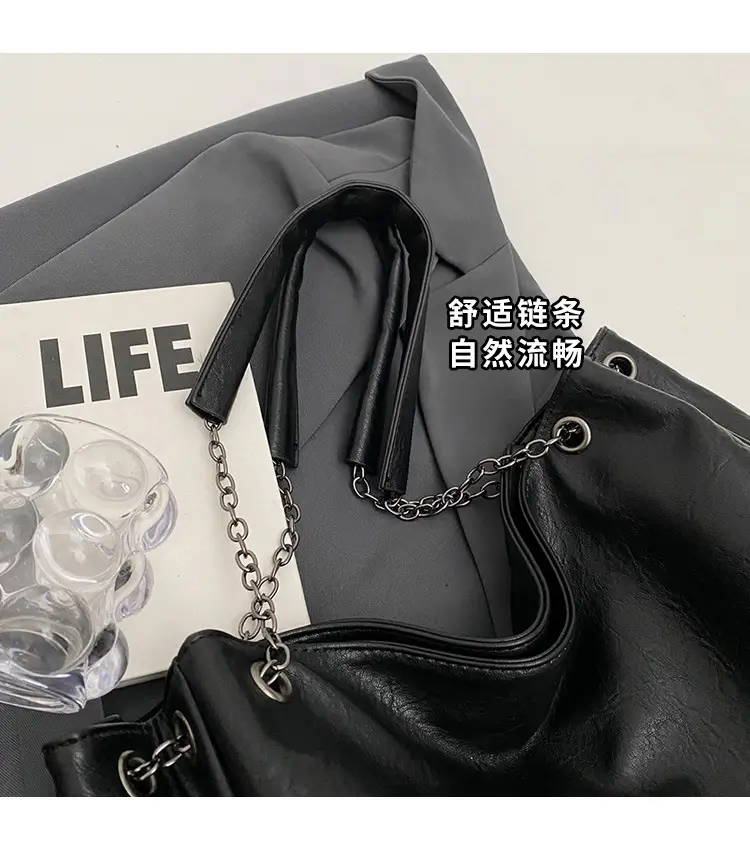 Black Leather Chain Shoulder Bag for Women — feature 15