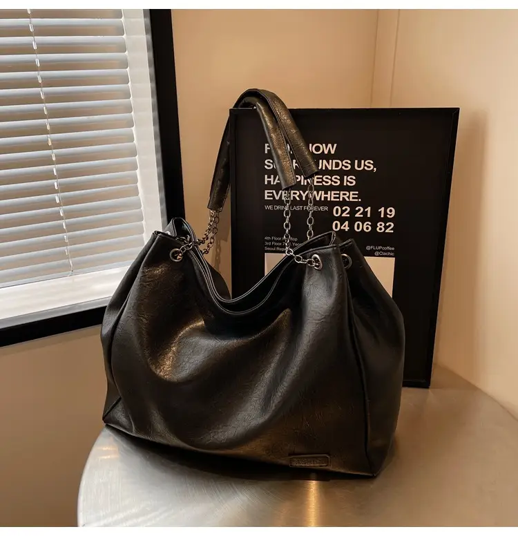Black Leather Chain Shoulder Bag for Women — feature 23