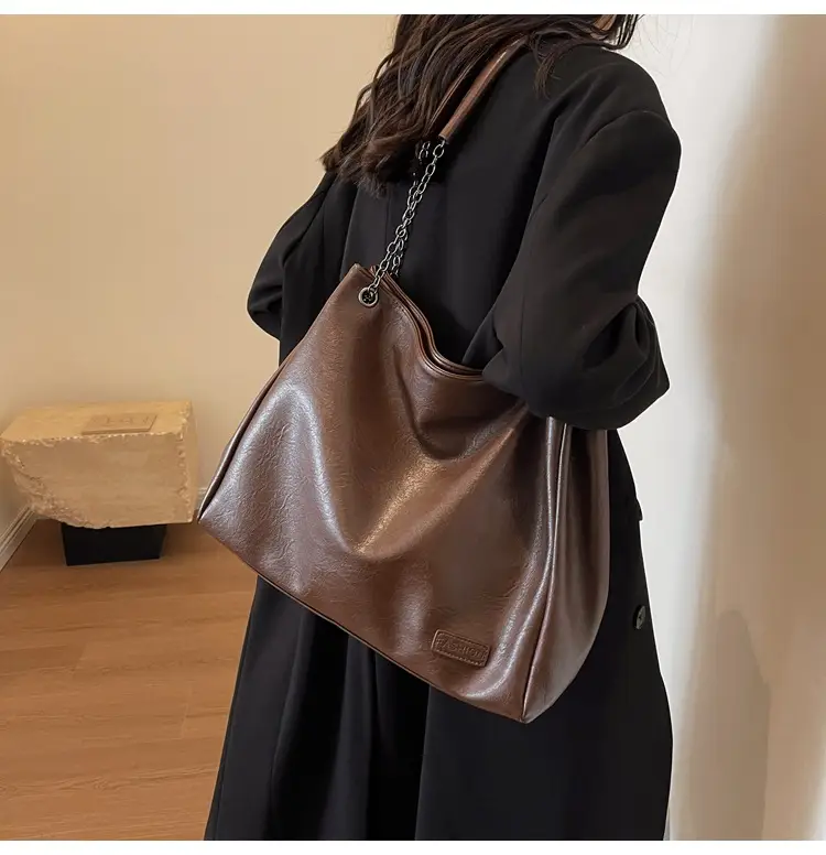 Black Leather Chain Shoulder Bag for Women — feature 30