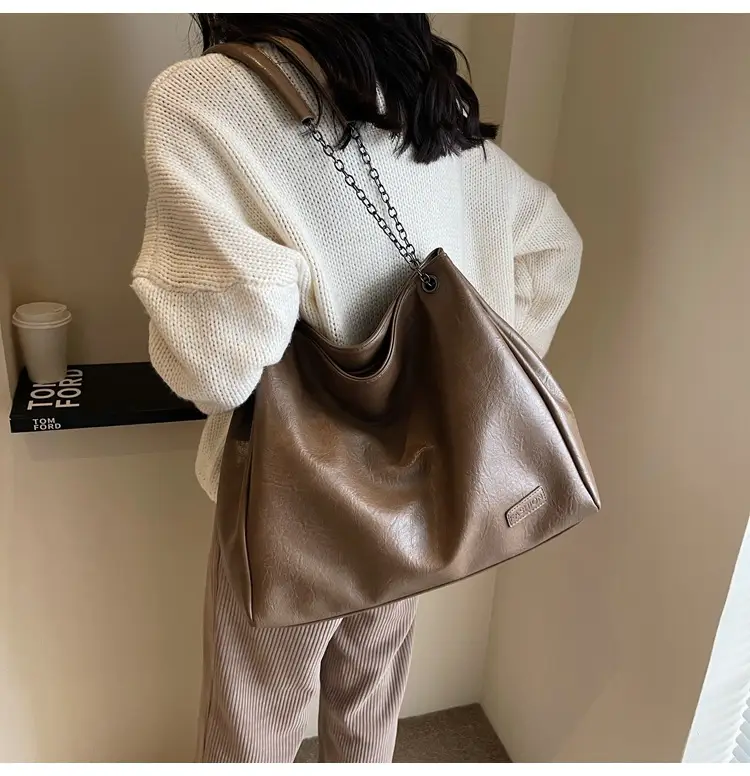 Black Leather Chain Shoulder Bag for Women — feature 36