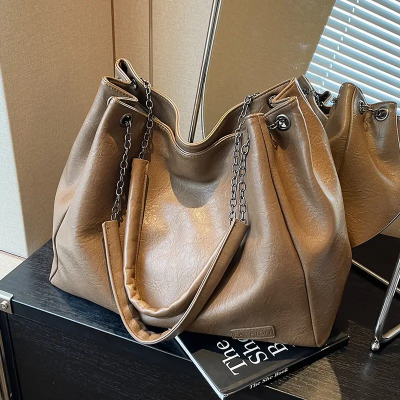 Black Leather Chain Shoulder Bag for Women