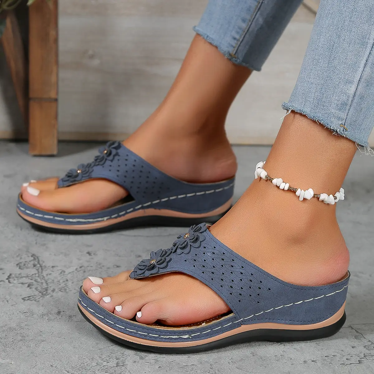 Women's Rivet Flower Hollow Wedge Sandals Plus Size