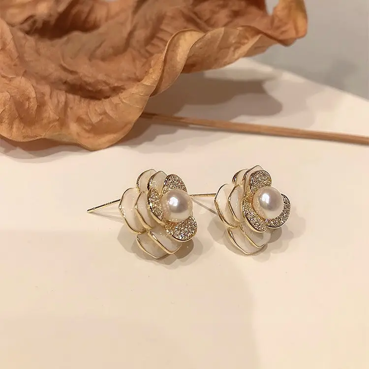 Pearl Camellia Ear Stud Earrings Female Elegant - Image 2