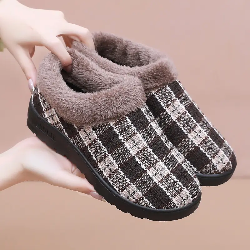 Winter New Warm fleece-lined Cotton Shoes Women's Cotton Slippers Home Non-slip Comfortable Soft Sole Middle-aged and Elderly Moms Shoes Slippers - Image 2