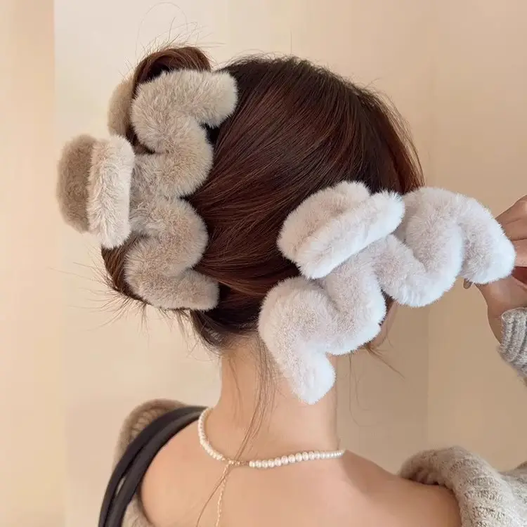 Plush Fur Clip Hairpin for Women Black & Beige 2023 - Image 6