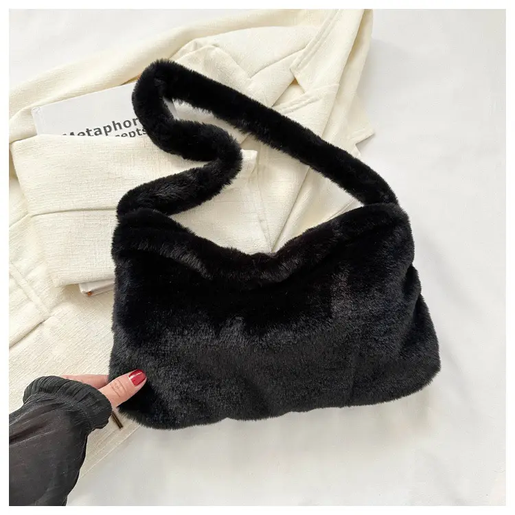 Black Plush Shoulder Bag for Women 2023 — feature 18
