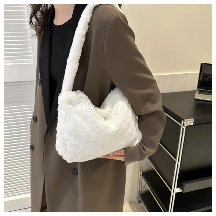 Black Plush Shoulder Bag for Women 2023 — feature 45