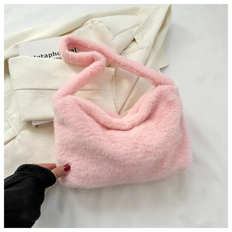 Black Plush Shoulder Bag for Women 2023