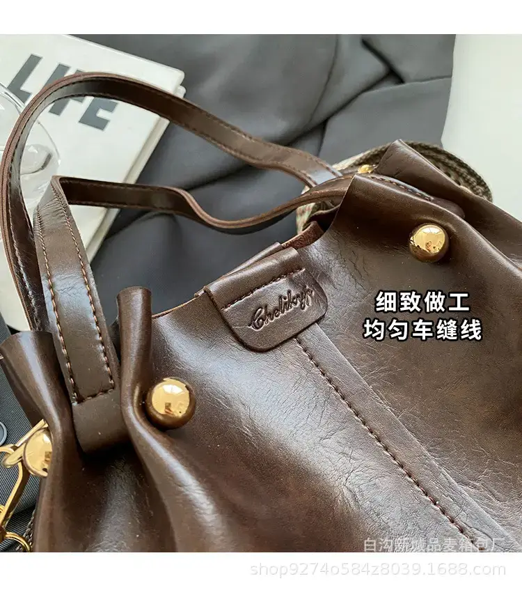 Women's Brown Leather Shoulder Bag 2023 New Trendy — feature 6