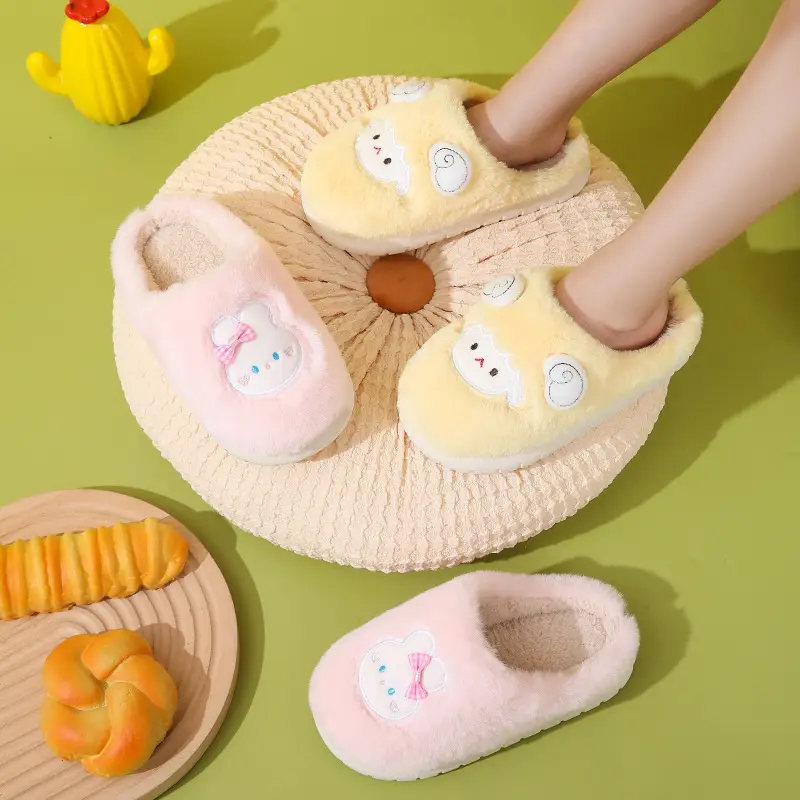 Cross-Border Wholesale Cute Children's Slippers with Thickened Heel, Warm Indoor Baby Cotton Slippers, Non-Slip Autumn and Winter Slippers for Girls