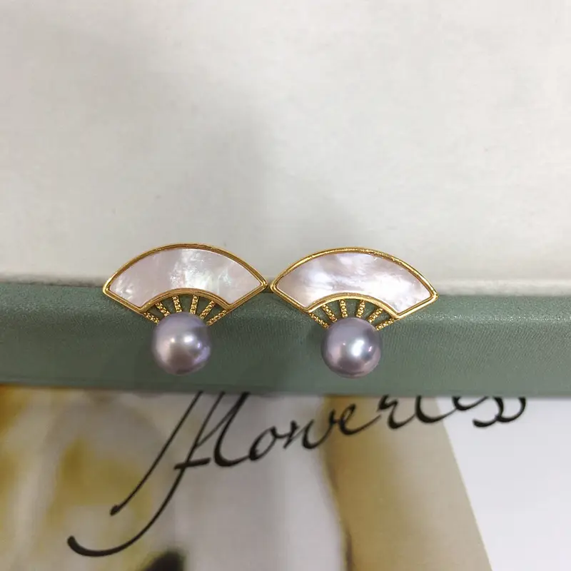 5Pc Natural Pearl Fan Shaped Earrings for Women - Image 4