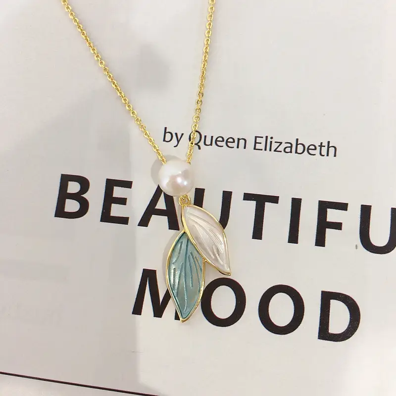 Natural Freshwater Pearl Tassel Leaf Necklace - Image 5