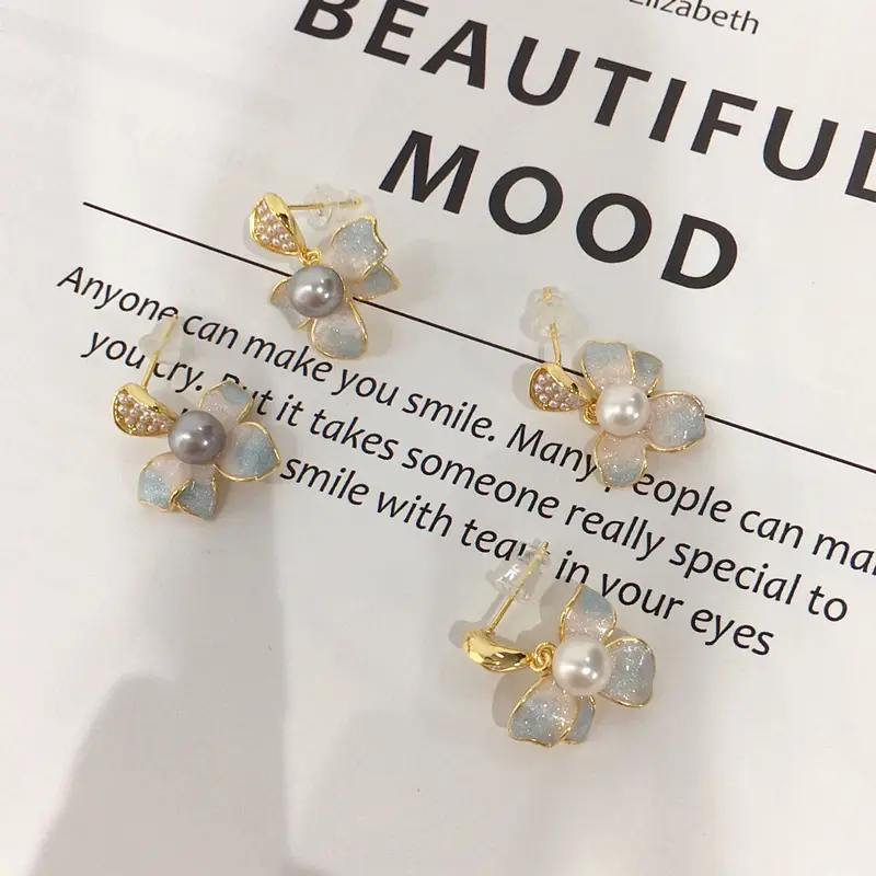 5Pearl Flower Earrings Gold Plated Blue Sparkle — feature 6