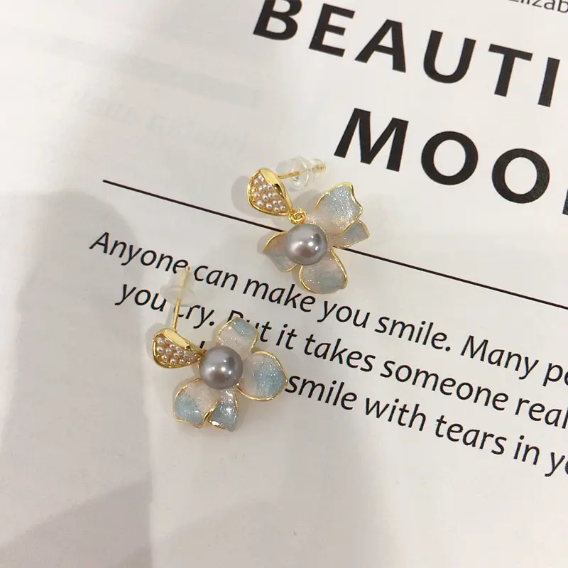 5Pearl Flower Earrings Gold Plated Blue Sparkle — feature 8