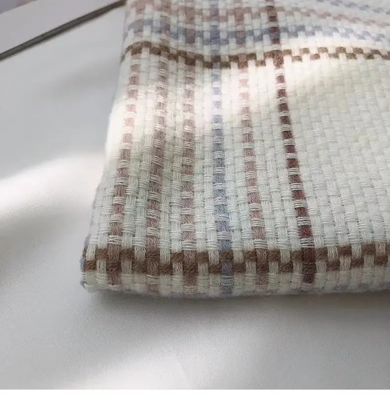 2025 White Plaid Korean Style Scarf Warm Neck Warmer — feature 3