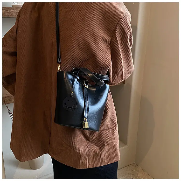 Black Leather Shoulder Crossbody Bag for Women 2026 — feature 25