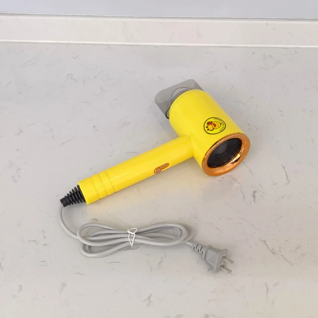 Dual-Mode Hair Dryer with Cold & Warm Blasts — feature 15