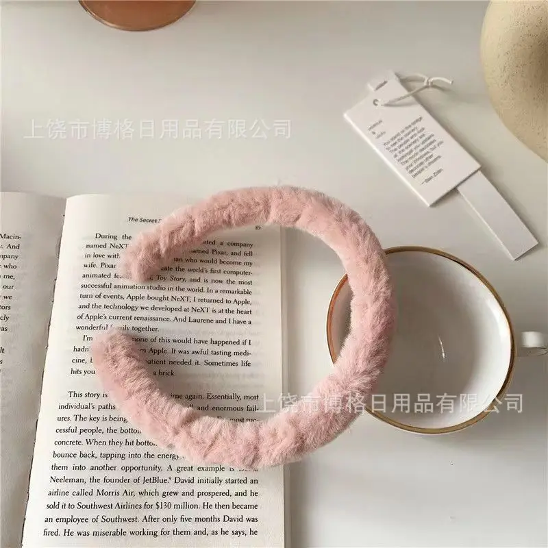 Plush Anti-Rabbit Fur Headband for Girls — feature 2
