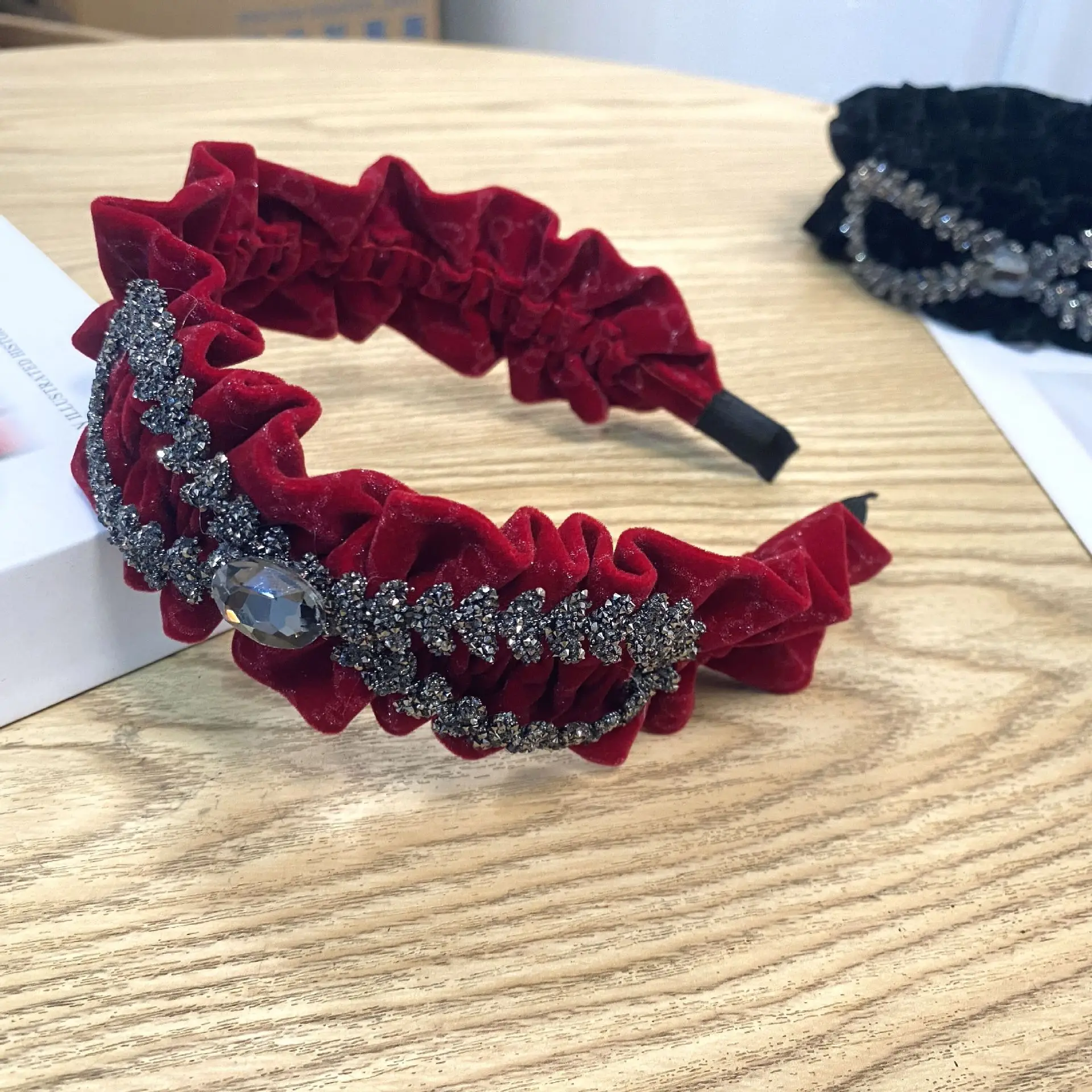 Autumn Winter Headband Red Black Korean Style - Image 2