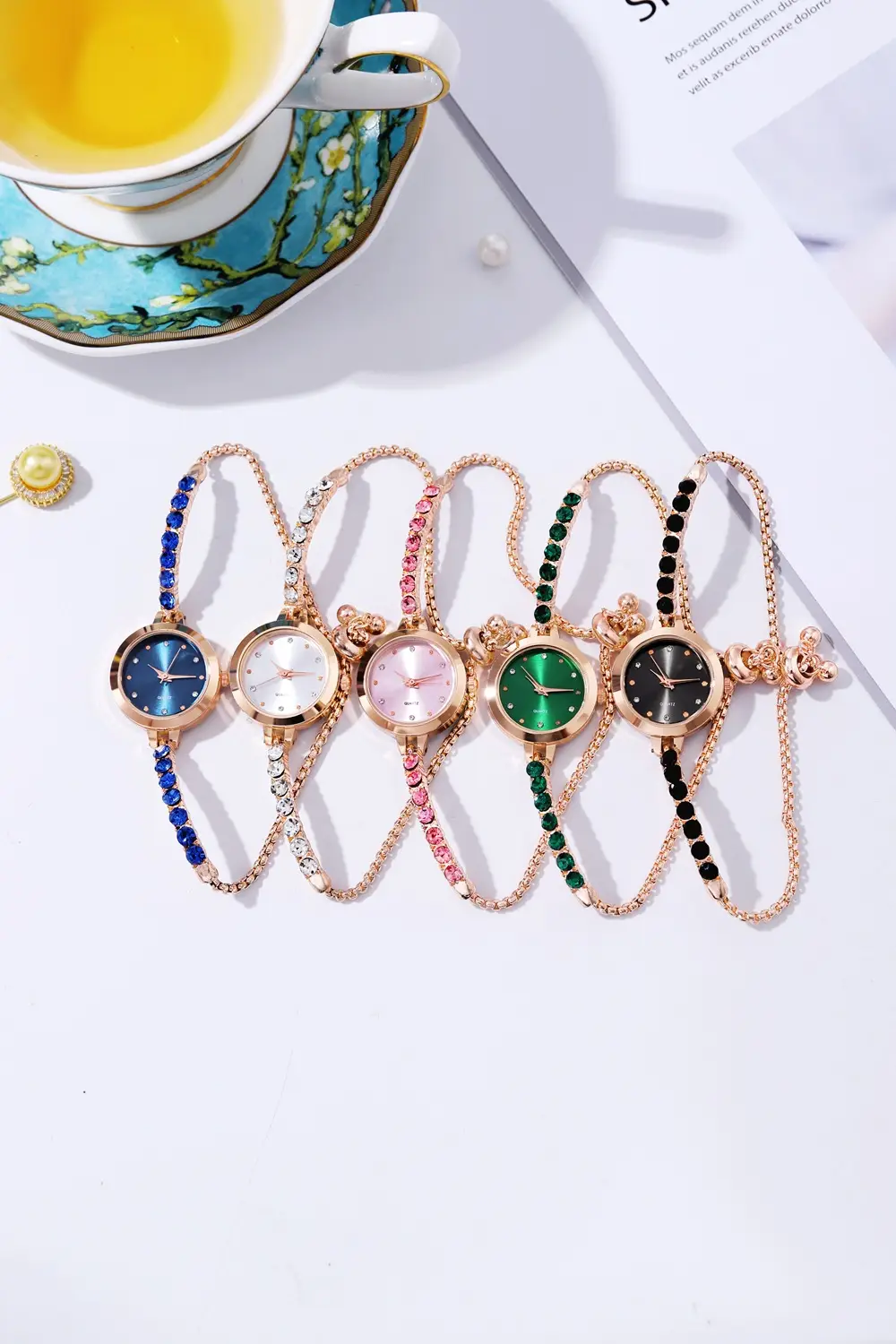 Women's Rhinestone Bracelet Watch Rose Gold Black Dial — feature 1