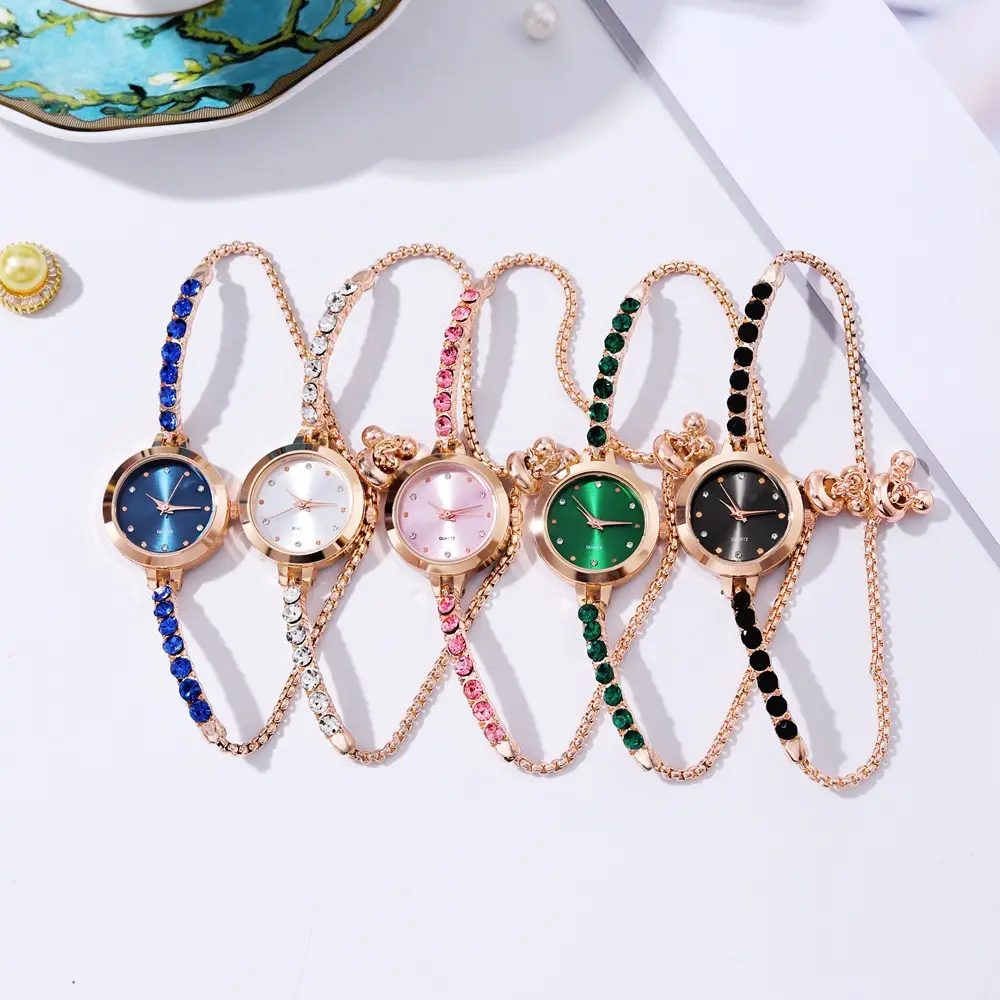 Women's Rhinestone Bracelet Watch Rose Gold Black Dial — feature 10
