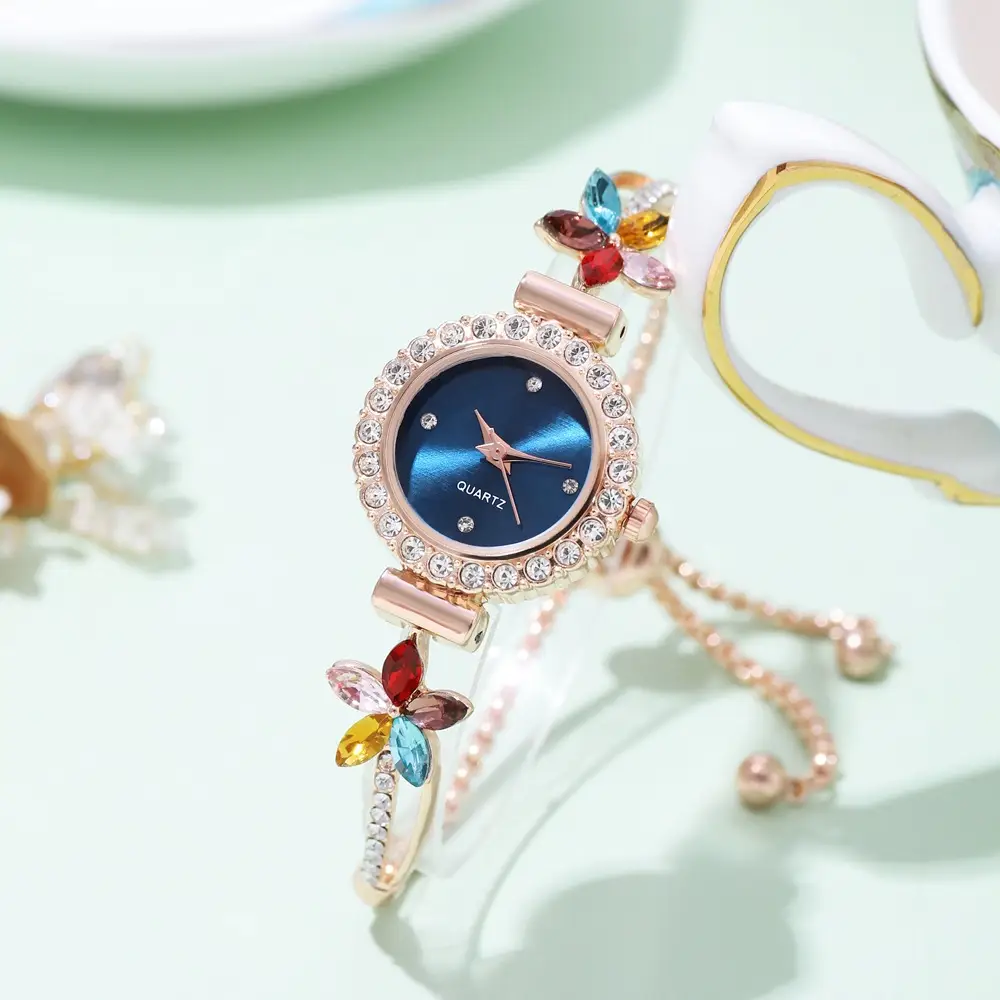 Women's Cross-Border Diamond Petal Bracelet Watch Set — feature 19