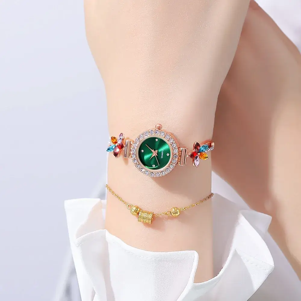 Women's Cross-Border Diamond Petal Bracelet Watch Set - Image 3