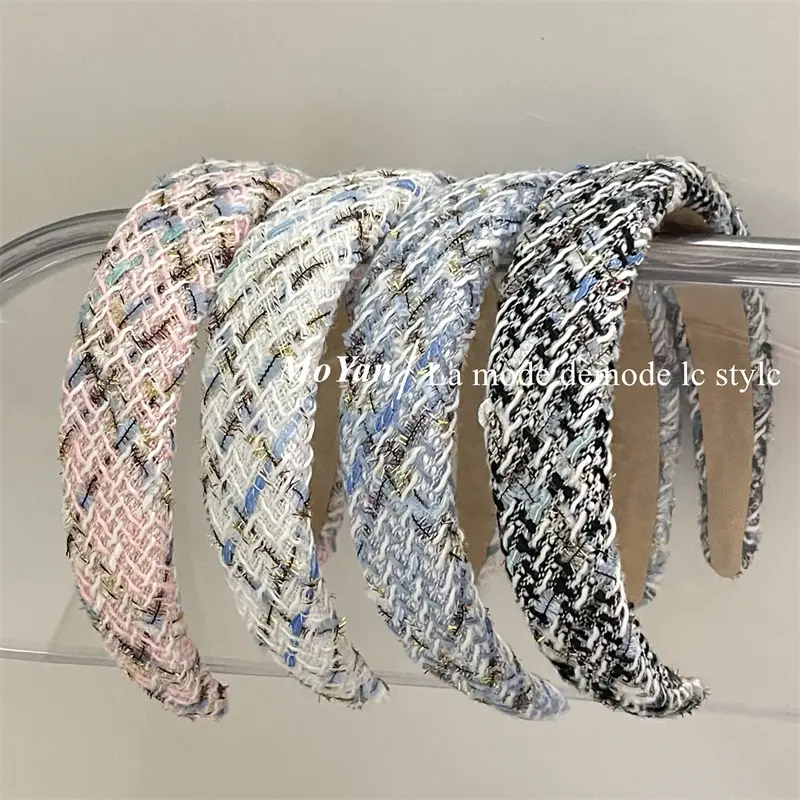 Women's Wool Textured Headband for Winter Outings - Image 8