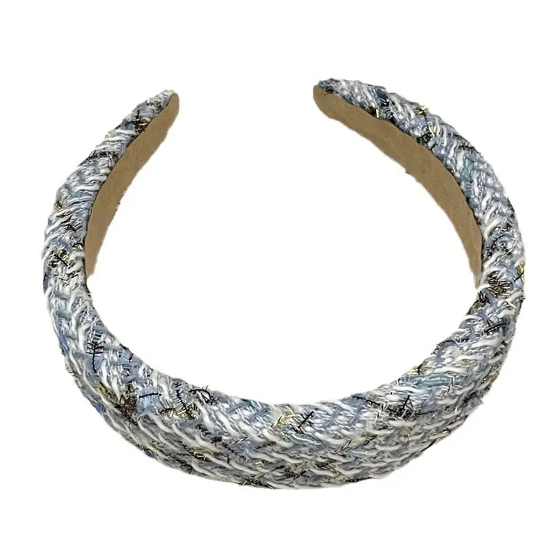 Women's Wool Textured Headband for Winter Outings - Image 10