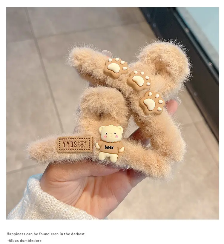 Plush Bear Shark Hairpin with Cute Bear Design — feature 9
