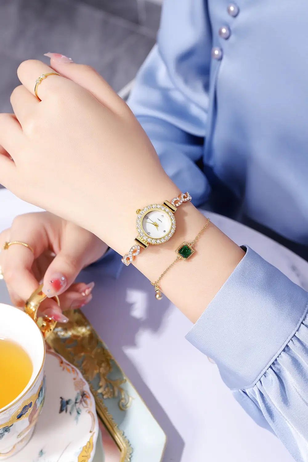 Women's Crystal Bracelet Watch Live Broadcast Elegant Silver — feature 5