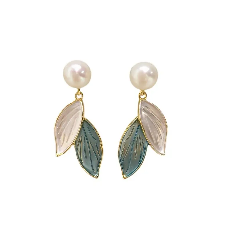 5A High-Gloss Pearl Earrings for Women 18K Gold Plated - Image 5